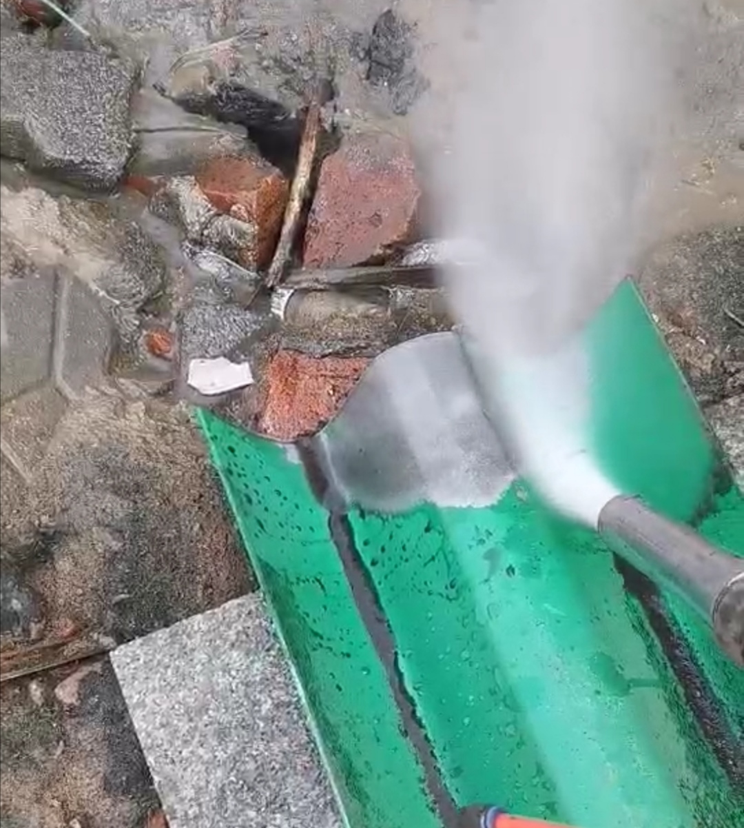 水性防銹劑在水噴砂除銹中的應用